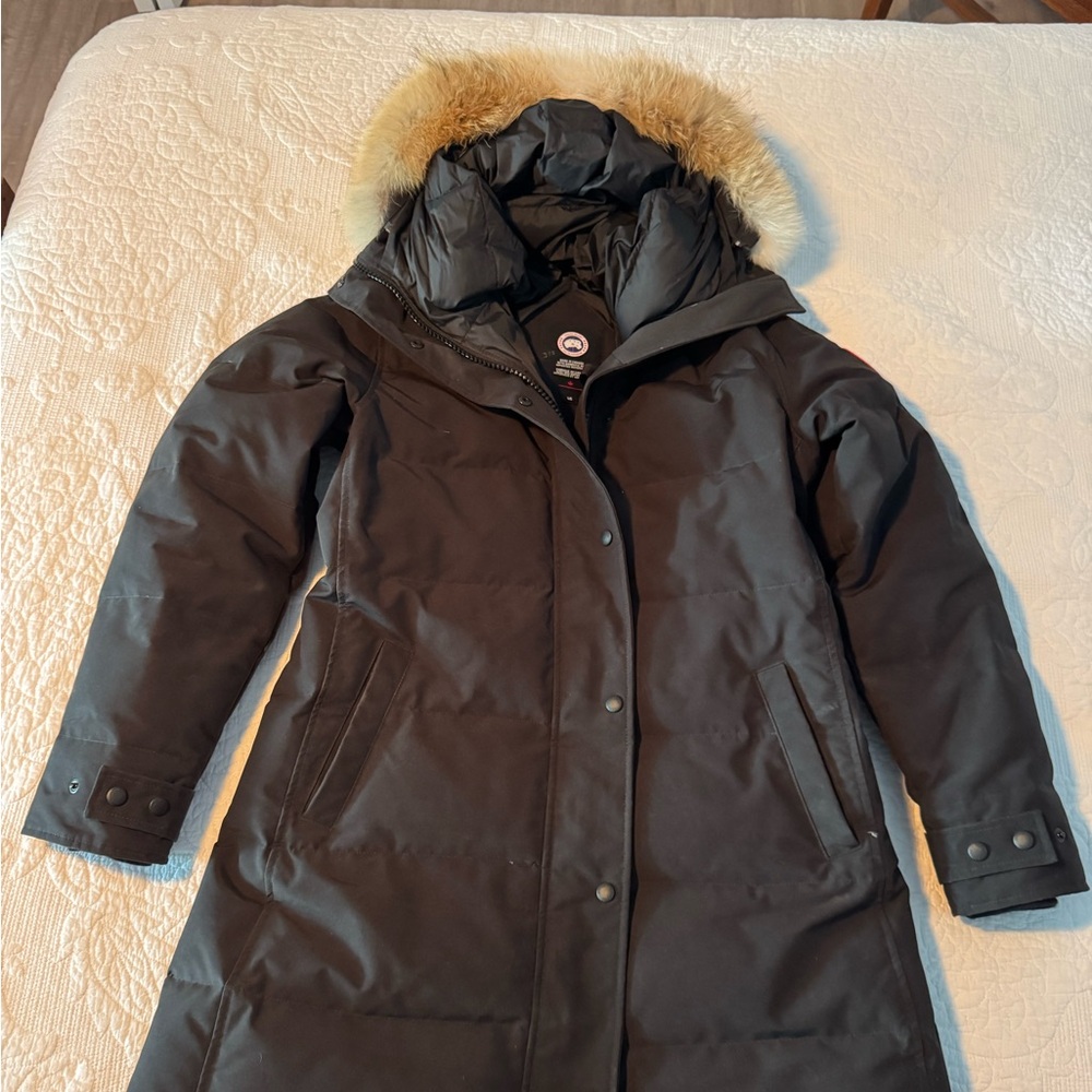 Canada Goose Black Shelburne Parka with Fur Hood Excellent Womens Large